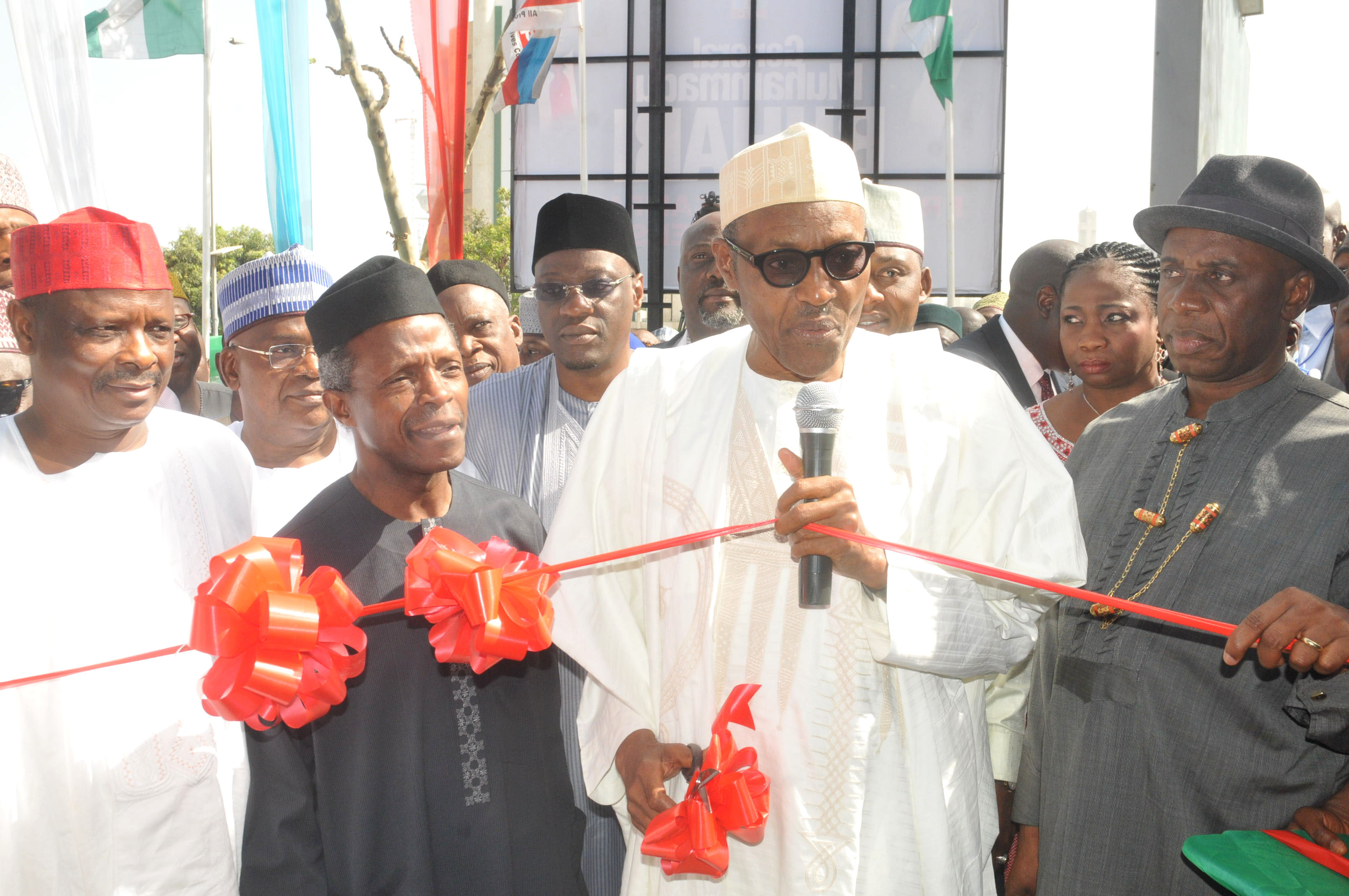 APC presidential candidate, General Muhammadu Buhari (second right), inaugurating the party’s presidential campaign headquarters in Abuja…on Monday. With him are the Director-General of the campaign council and Rivers State governor, Rotimi Amaechi (right);  Buhari’s running mate, Prof. Yemi Osibajo (second left) and Governor Rabiu Musa Kwankwanso of Kano State.