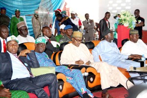 buhari with artisans