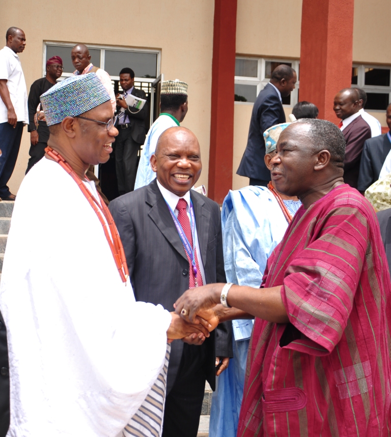 L-R: Osemawe of Ondo,  Oba Victor Kiladejo; Vice  Chancellor, Federal University of Technology, Akure (FUTA), Professor Adebiyi Daramola, and  the Guest Lecturer, Professor Jacob Olupona of Harvard University, United States (U.S.) after  the university  2015 Foundation Day Lecture delivered by Olupona who is also a recipient of the Nigerian National Order of Merit on Tuesday.