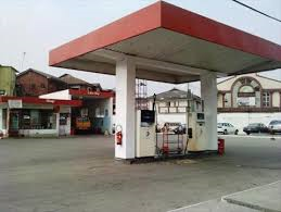 Filling station manager bolts with N2.1m