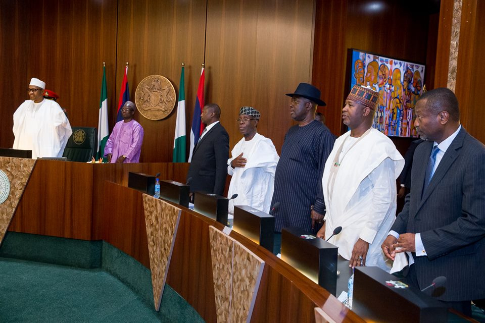 Dickson urges non indigenes to cast their votes for PDP