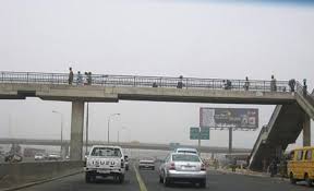 Lagosians shun pedestrian bridges to avoid robbery attacks
