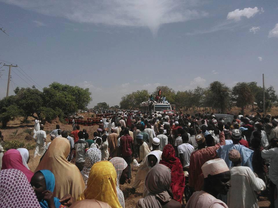 Jubilant residents of Buni Yadi, Buratai commend military for reopening of Bui-Damaturu road