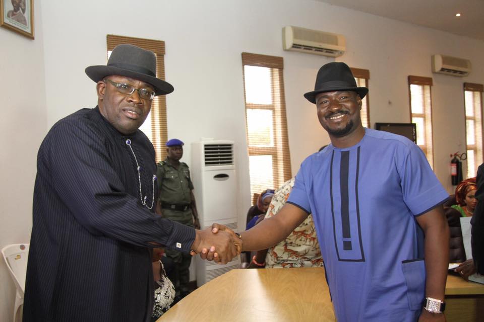 Dickson swears in LG chair