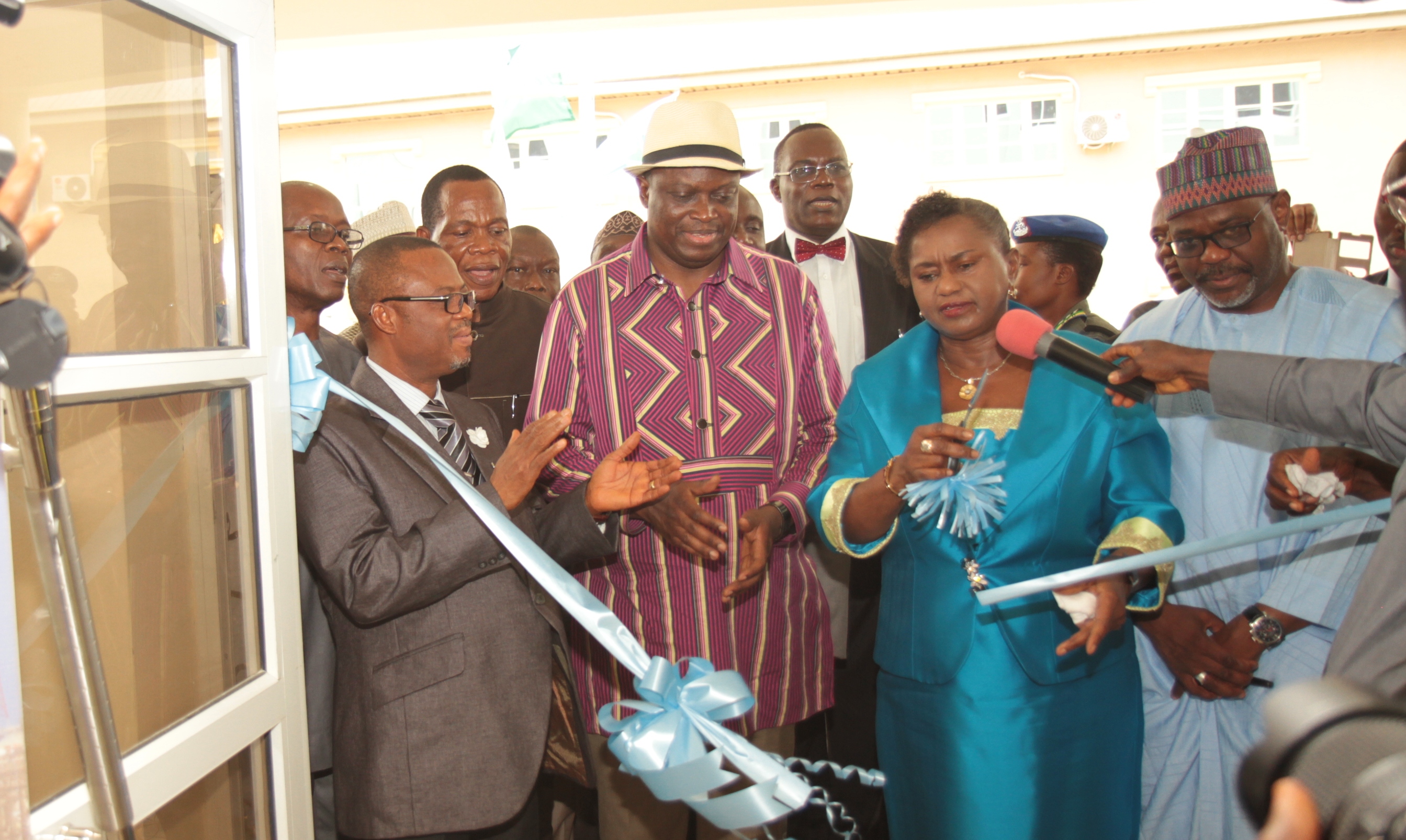 NLNG opens $2m Oil and Gas Research Centre donated to UNIPORT