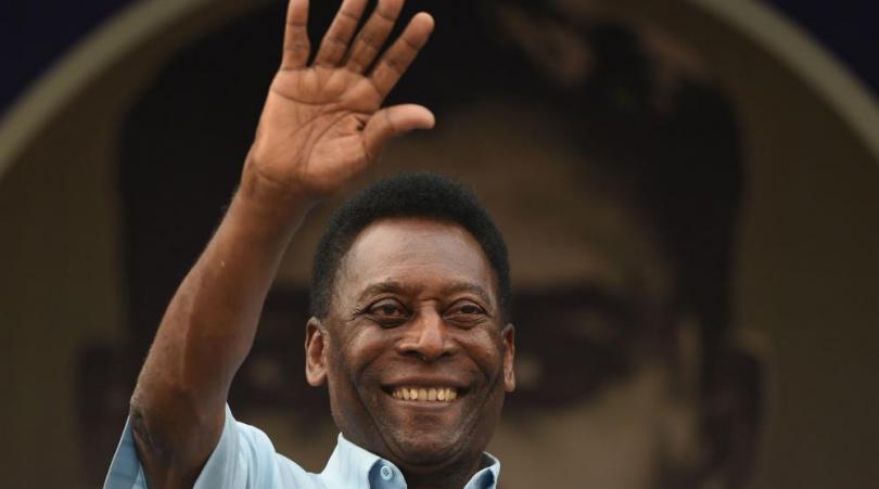 Pele to auction memorabilia