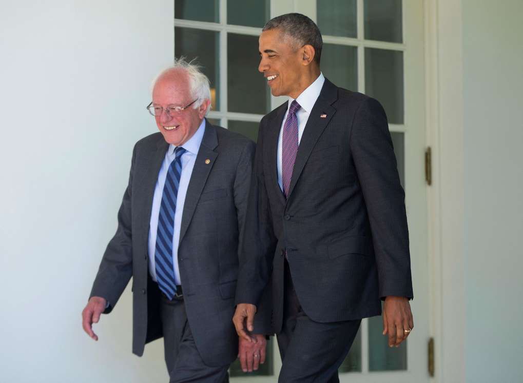 Obama endorses Clinton, meets Sanders