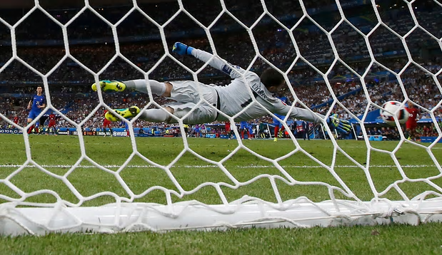 Lloris: Not so lucky