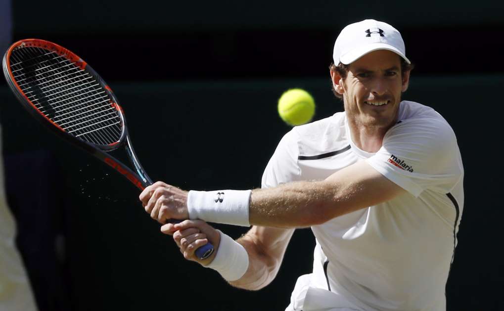 Murray overpowers Raonic to win Wimbledon