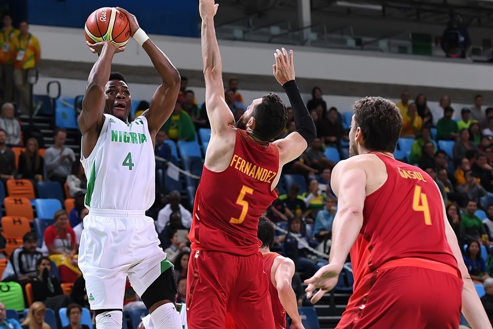 Men’s basketball: Spain holds off Nigeria 96-87