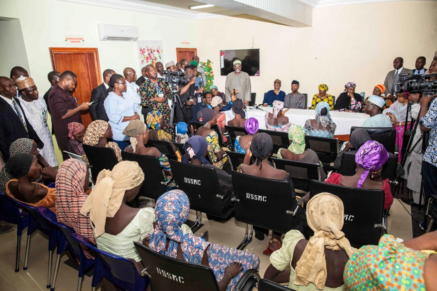 Chibok: FG takes over 21 girls, baby at DSS clinic