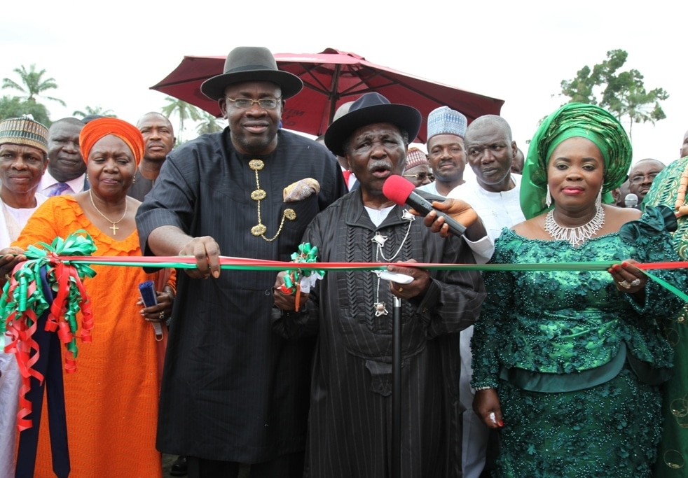 Gowon commissions Ijaw National Academy in Bayelsa, praises Dickson