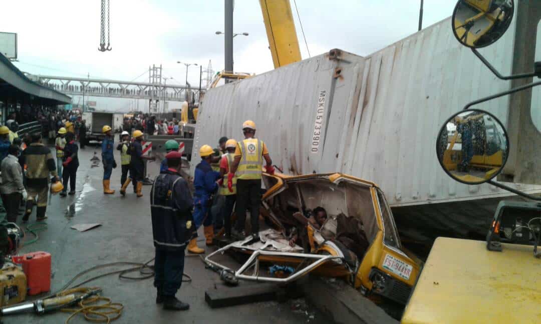 Truck loaded with containers kills five in Lagos