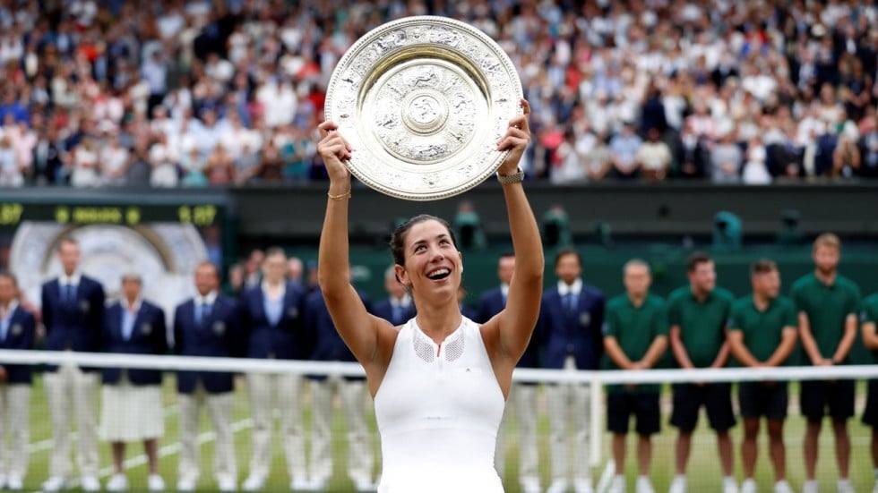 Muguruza blows away Venus to win first Wimbledon crown