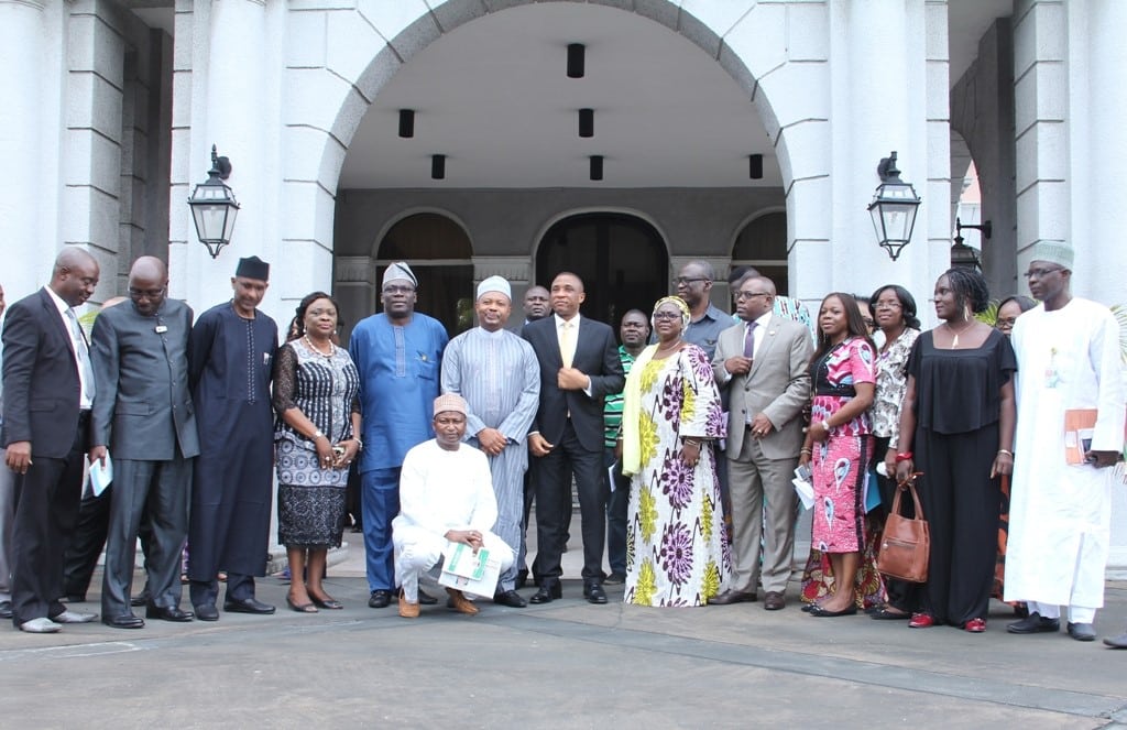FG hands over Presidential Lodge, Marina to Lagos Govt