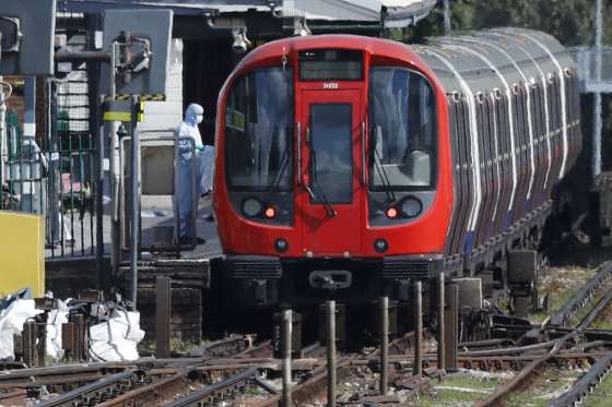 Home-made bomb injures 22 on packed London commuter train