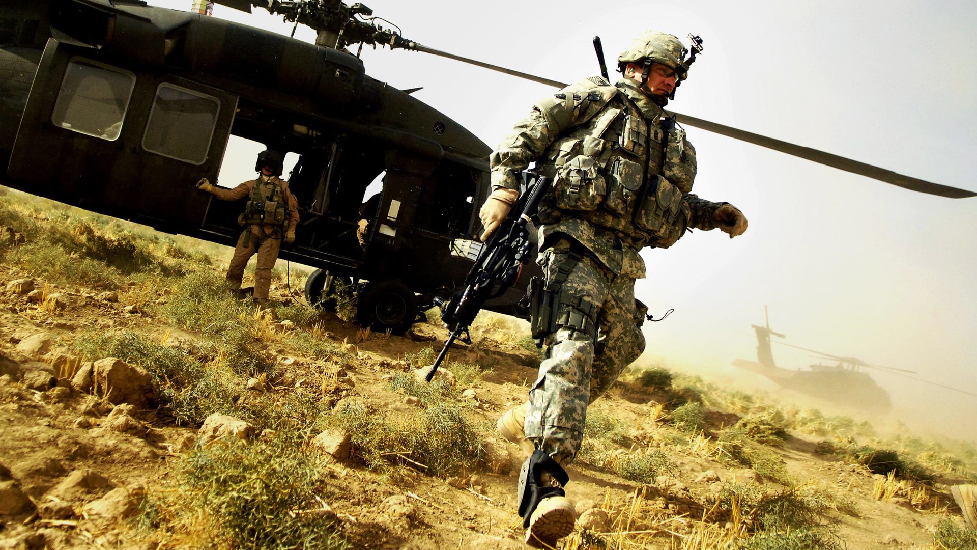 military, us, uae, qatar