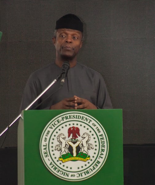 Buhari receives Archbishop Idowu-Fearon