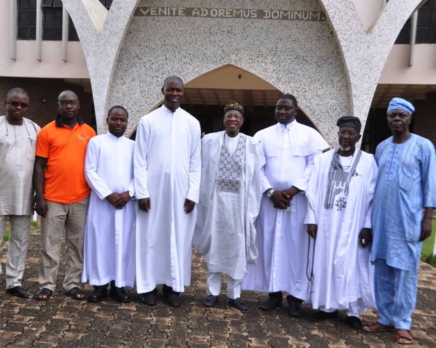 Cleric hails FG over road construction