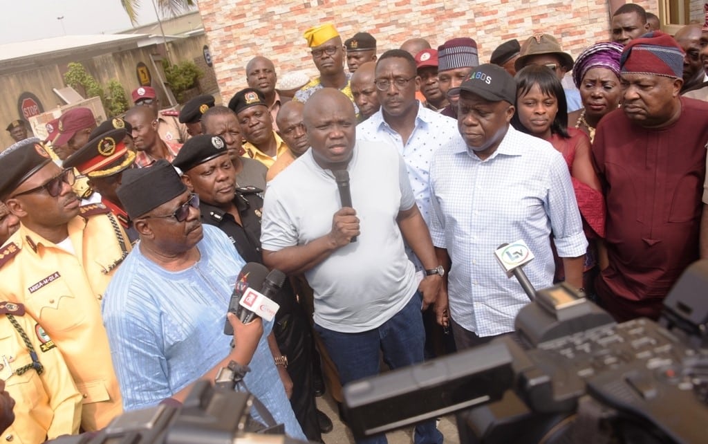 Ambode reads riot act to traffic offenders, orders strict enforcement of laws