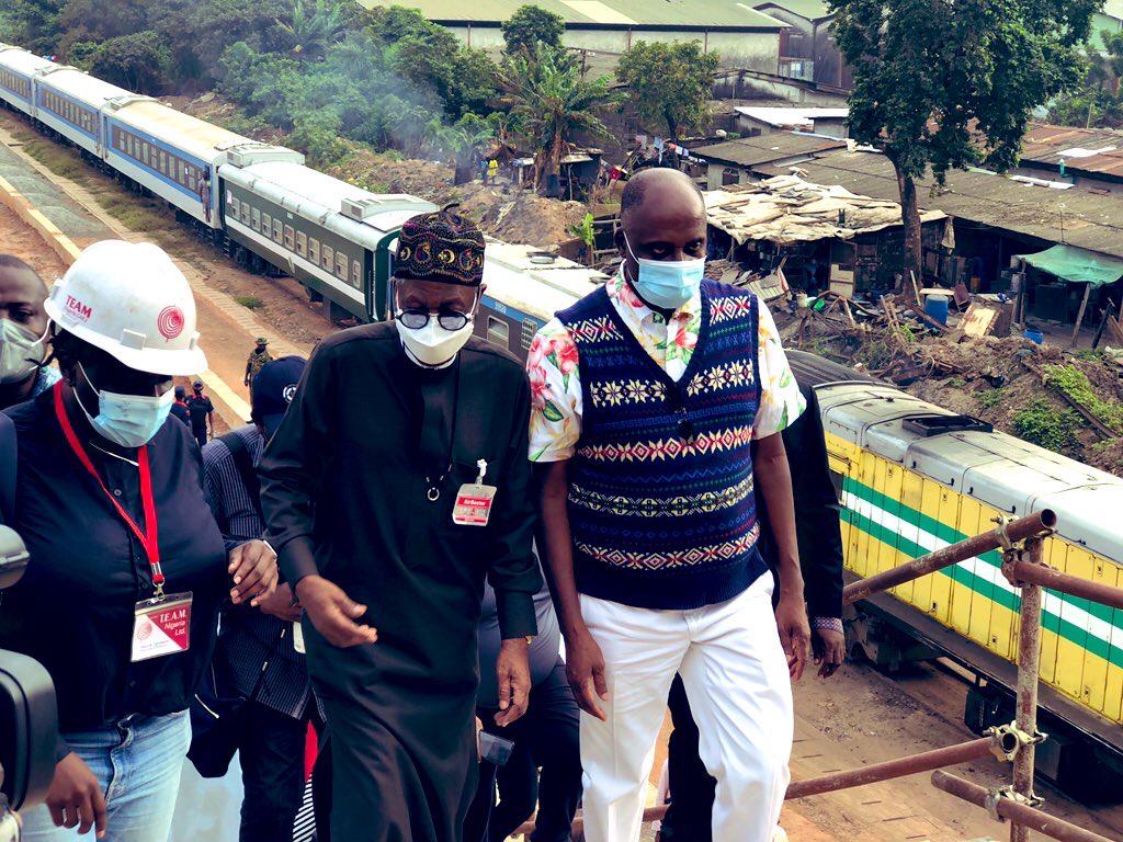 Lagos-Ibadan rail: Nigerians hail Amaechi, Mohammed as duo ride on new trains