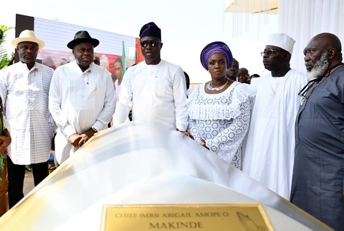 Makinde's mother's lying in state in Ibadan