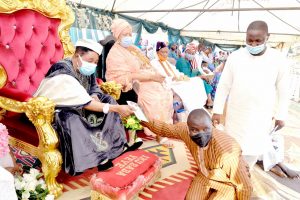 50th coronation: Alaafin empowers 550 residents with cash donations, commissions water projects