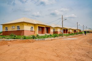 Fashola in Ibadan, says 'FG committed to solving housing deficit'