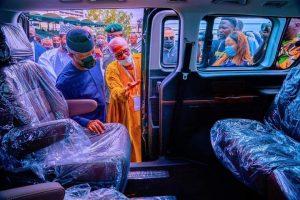 Osinbajo test-drives Nigeria’s first electric car