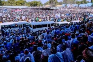 Buhari in Maiduguri, charges troops to crush terrorists
