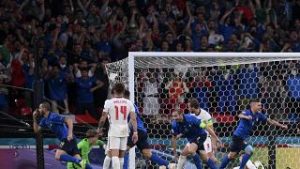 Euro 2020 final: 'Rome, not Home' as Italy defeat England