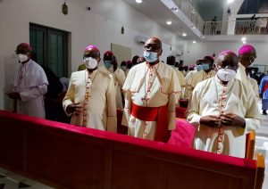 Onaiyekan, Catholic Bishops, Ugwuanyi, others pray at Christian Chapel of Worship