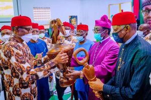 Buhari arrives Owerri,  meets South-East stakeholders