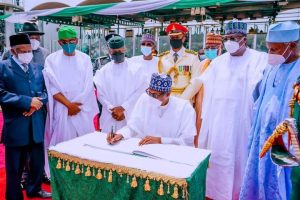 61st Independence Anniversary: Buhari, Osinbajo, Abdulsalami, Jonathan, others at Eagle Square
