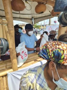Shouts of 'four more years' as Sanwo-Olu makes surprise appearance at Food Outreach for vulnerable