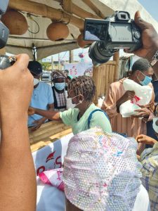 Shouts of 'four more years' as Sanwo-Olu makes surprise appearance at Food Outreach for vulnerable
