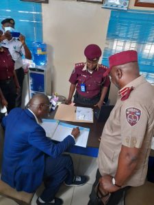 Sanwo-Olu renews driver’s licence 