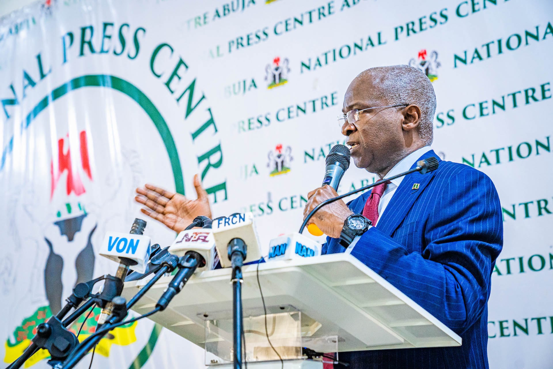 Fashola:  Second Niger Bridge will soon be inaugurated for public  use