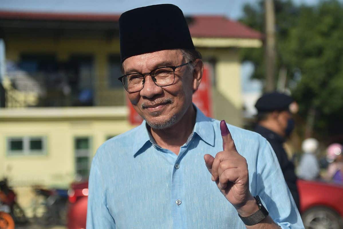 Anwar Ibrahim named new Malaysian PM