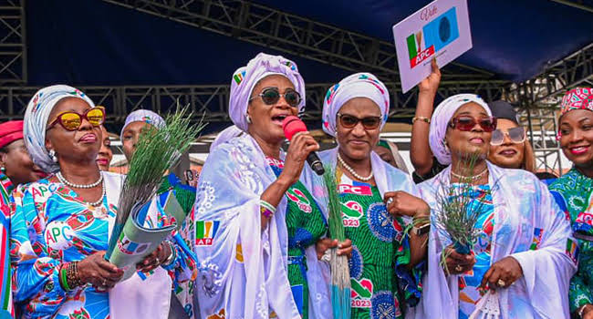 2023: Benefits of Muslim/Muslim ticket, by Tinubu’s wife