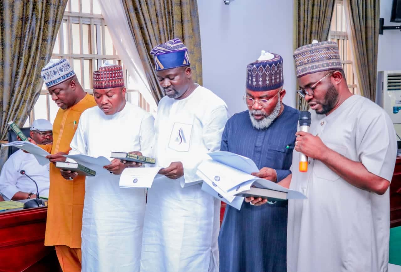 Yahaya Bello administers oath of office for returning appointees