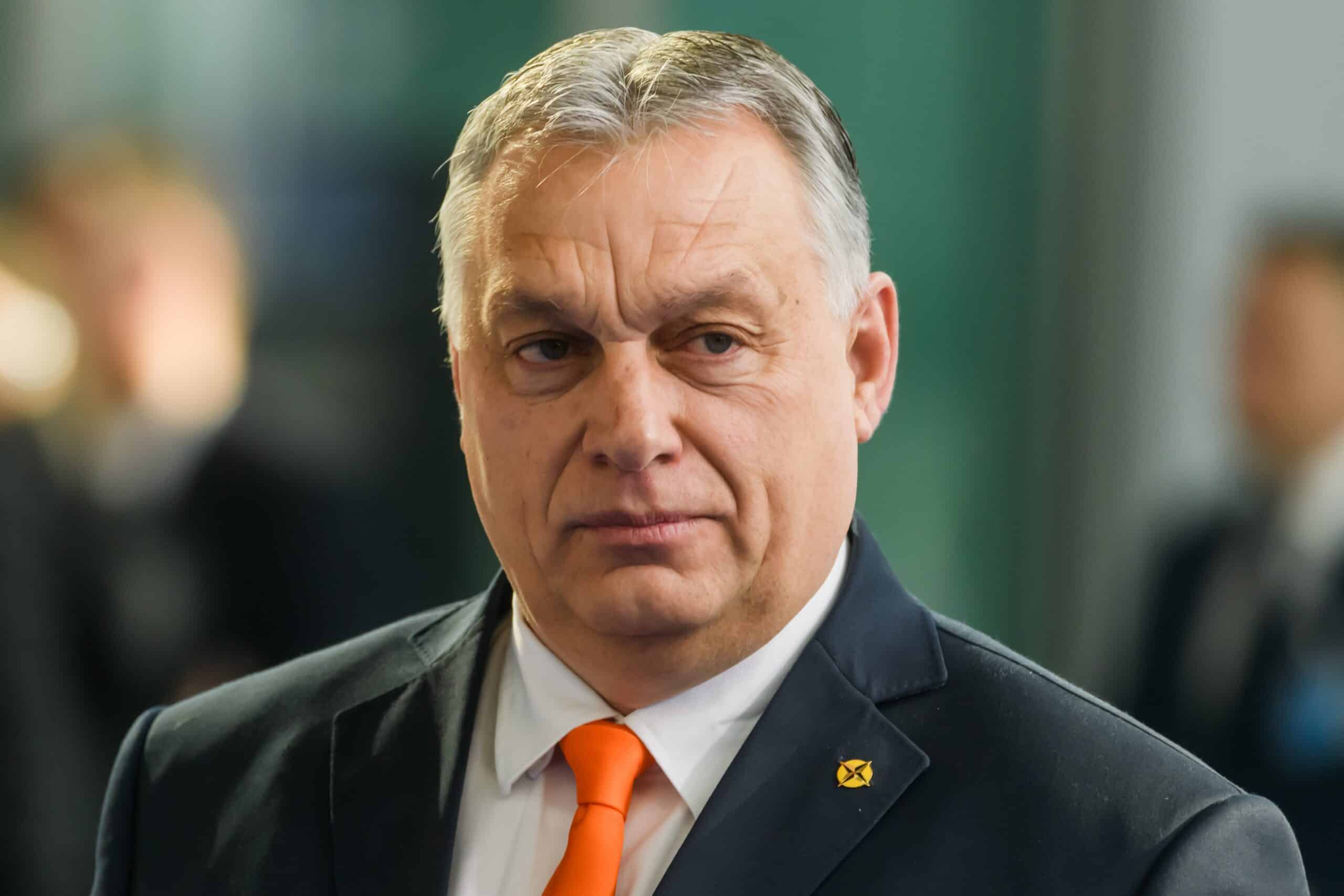 EU leaders fail to reach agreement on migration after Hungary outvoted