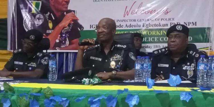 From Left: Ogun CP, Abiodun Alamutu; IGP Kayode Egbetokun and AIG Zone 11, Olatoye Durosimi