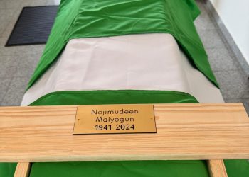 Sad! Nigeria’s first Olympic Games medalist ‘buried with borrowed flag’