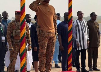 Burkina Faso military leader, Traore, storms Mahama’s swearing-in with his pistol, bodyguards (see pix)