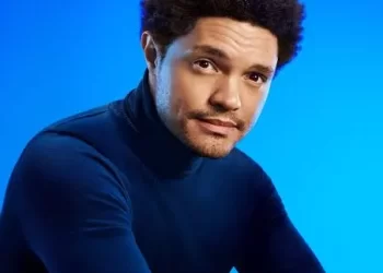 Slimcase faces backlash for prostrating before Burna Boy in viral video