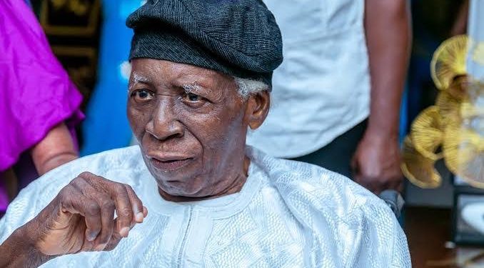 Former Governor of Oyo, Omololu Olunloyo, dies ‘nine days to 90th birthday’