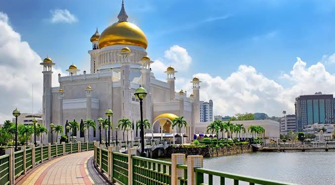 Brunei launches environment platform for youth