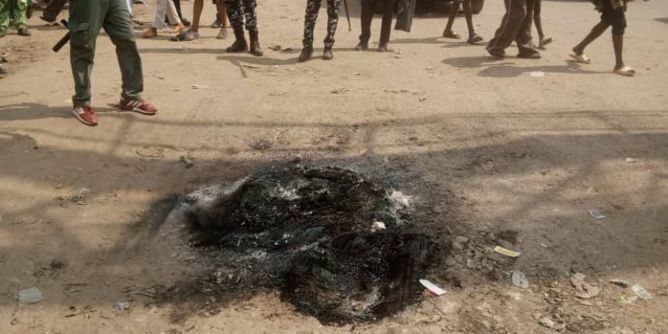Yoruba Republic agitators storm Ogun, set bonfires, assault police officers; arrested (see police statement)