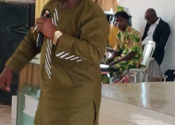 Prophet Adele at Divine Favour Prayer Assembly Ministries, lists obstacles to prayer